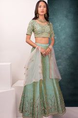 Pastel turquoise pearl couple ensemble