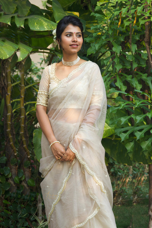 Ivory Organza Scallop Saree