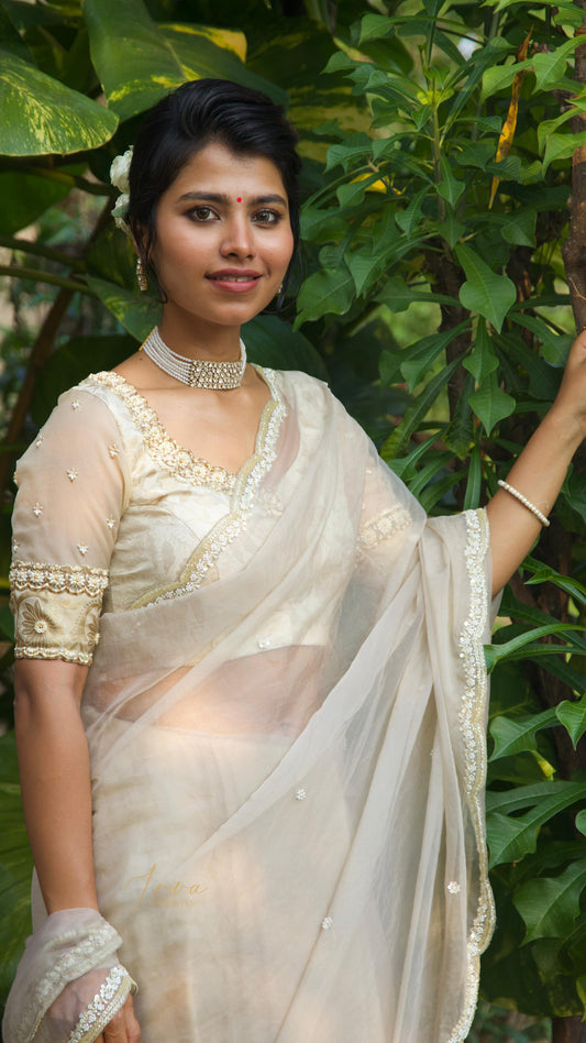 Ivory Organza Scallop Saree
